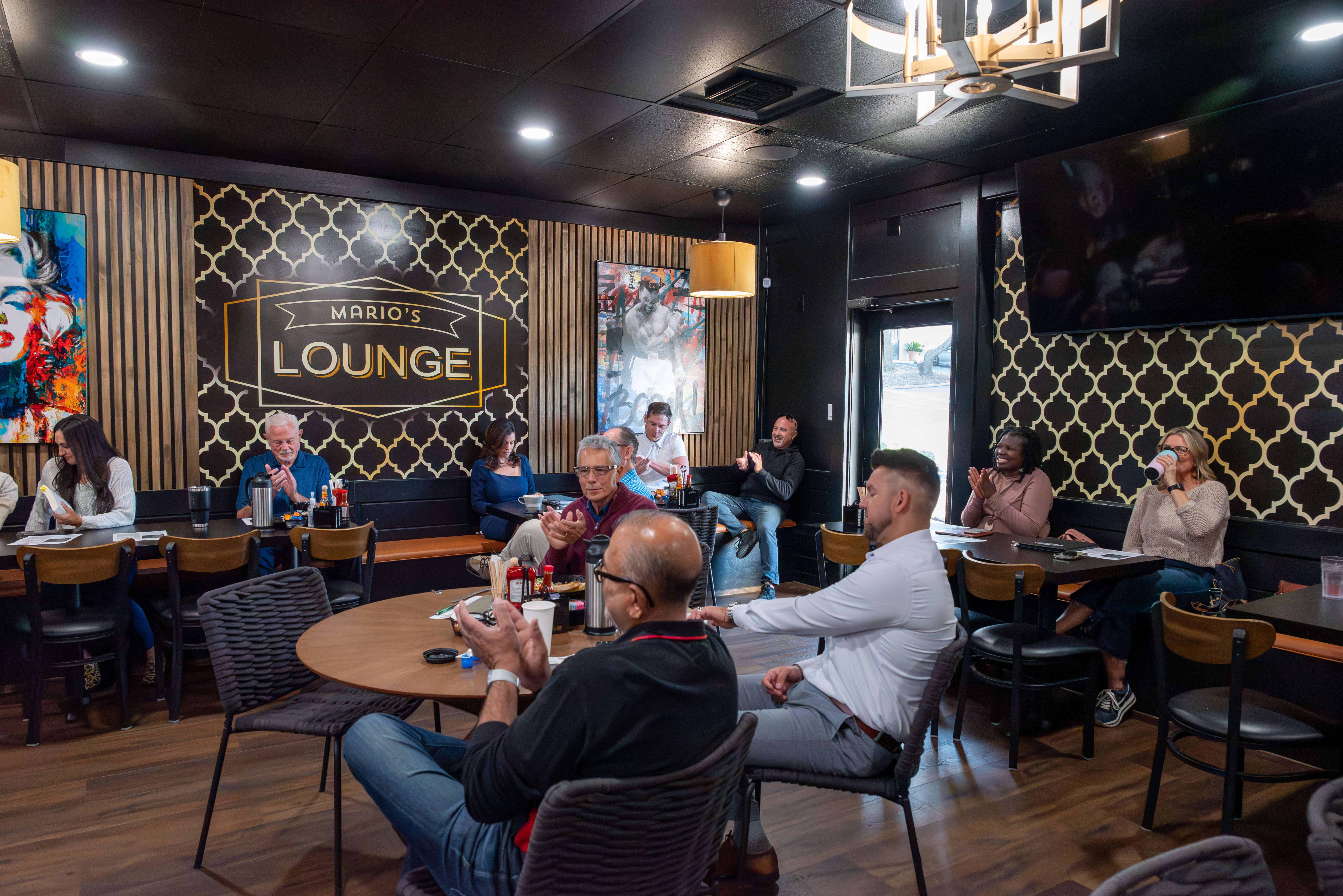 Business networking Sacramento - Tri-County Business Exchange members at Mario's Lounge in Folsom, CA